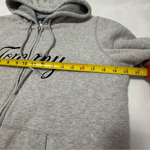 Tommy Hilfiger Small sweater - Picture 8 of 12